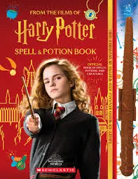 [1339044862] HARRY POTTER SPELL AND POTION BOOK: OFFICIAL BOOK OF SPELLS, POTIONS, AND CREATURES | SCHOLASTIC